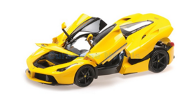 Modelauto 1:18 | BBR Models BBR182200 | Ferrari Laferrari Giallo Modena Geel #38