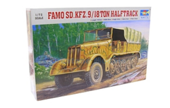 Militair voertuig 1:72 | Trumpeter TR 07203 | Half Track Sd.Kfz. 9 Famo 18t