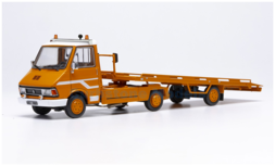 Product 1:43 | IXO-Models CLC625SPN.22 | Citroen C35 D Plateau Lohr Orange 1981