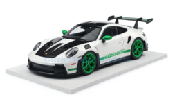 Product 1:18 | Solido S1812107 | Porsche 911 GT3 RS Weissach Package 2024