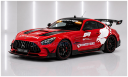 Product 1:18 | Minichamps 110032094 | Mercedes AMG GT Black Series Formula One Safety Car 2026 #SC - B.Mayl&auml;nder
