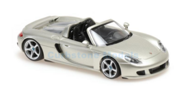 Product 1:43 | Minichamps 940062630 | Porsche Carrera GT Zilver 2003