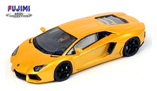 Modelauto 1:43 | Fujimi 015 | Lamborghini Aventador LP 700-4 Geel 2012