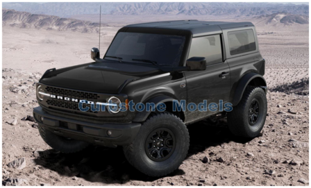 Modelauto 1:18 | Maisto 31456BLUE | Ford Bronco Wildtrak Metallic Dark Blue and Matt Black 2021