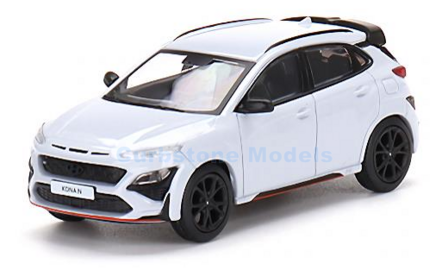 Modelauto 1:64 | MiniGT MGT00454 | Hyundai KONA N Sonic Blue