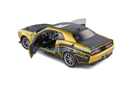 Modelauto 1:18 | Solido 1805707 | Dodge Challenger RT Hellcat Streetfighter Scat Pack Widebody Gold