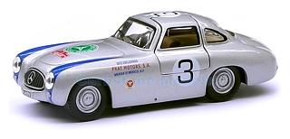 Modelauto 1:43 | Cararama 25124-0 | Mercedes Benz 300 SL Coupe #3 - H.Lang