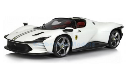 Modelauto 1:43 | Bburago 18-36914WHITE | Ferrari Daytona SP3 White