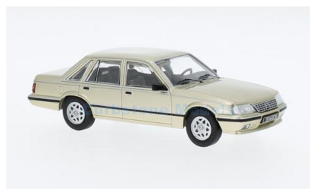 Modelauto 1:43 | IXO-Models CLC521N.22 | Opel Senator A2 Bright Metallic Beige 1983