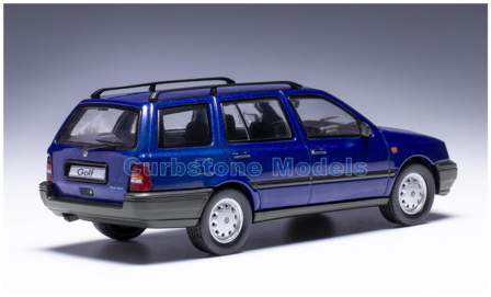 Modelauto 1:43 | IXO-Models CLC566N.22 | Volkswagen Golf Variant III Pink Floyd Metallic Blue 1994