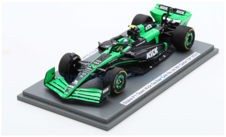 Modelauto 1:43 | Spark S9544 | Stake F1 Team Kick Sauber C44 2024 #77 - Z.GuanYu