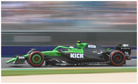 Modelauto 1:64 | Spark Y427 | Team Kick Sauber C45 #5 - G.Bortoleto