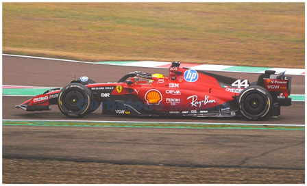 Modelauto 1:18 | BBR Models BBR231T44 | Scuderia Ferrari SF-23 2025 #44 - L.Hamilton