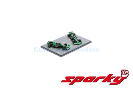 Modelauto 1:64 | Spark Y417 | Stake F1 Team Kick Sauber C44 2024 #77 #24 - Z.GuanYu - V.Bottas