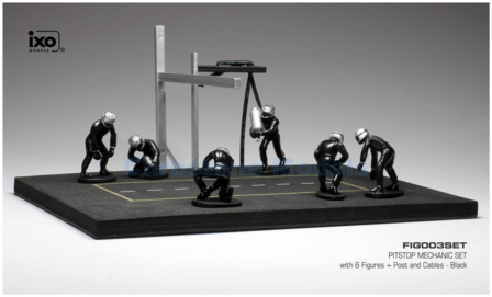 Modelauto 1:43 | IXO-Models FIG003SET | Pit Stop 6 Figures with Decals Zwart | Black 2015