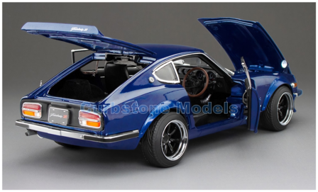Modelauto 1:18 | Sunstar 3515R | Datsun Fairlady Z (S30) Metallic Dark Blue 1970