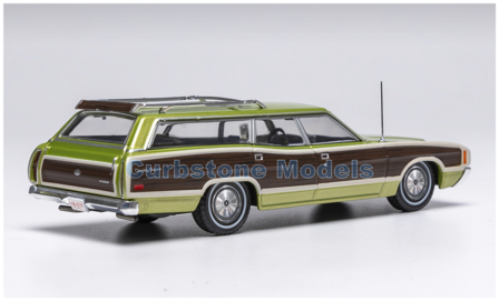 Modelauto 1:43 | IXO-Models CLC608N.22 | Ford LTD Country Squire Bright Green 1972