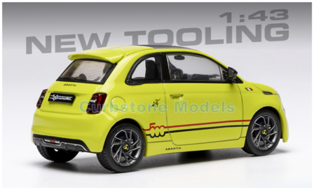 Modelauto 1:43 | IXO-Models MOC346.22 | Abarth Fiat 500e 2024
