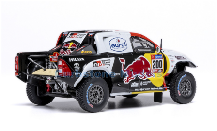 Modelauto 1:43 | IXO-Models RAM986.22 | Toyota Gazoo Racing GR DKR Hilux 2023 #200 - M.Baumel - N.Al Attiyah