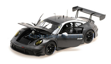 Modelauto 1:18 | Minichamps 110246000 | Porsche 911 GT3 R (992) Carbon 2023