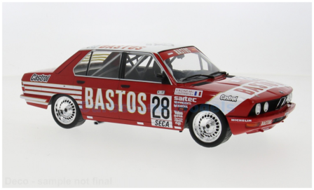 Modelauto 1:18 | IXO-Models 18RMC182B.22 | BMW 520i (E28) | Bastos 1982 #28 - L.Guitteny - G.Bleynie