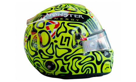 Helm 1:5 | Spark 5HF217 | Bell Helmet | Mercedes AMG Petronas F1 Team 2025 #4 - L.Norris