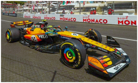 Modelauto 1:18 | Spark 18S1011 | McLaren F1 MCL39 2025 #4 - L.Norris