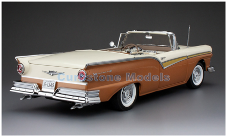 product1:18 | Sunstar 1349 | Ford Fairlane 500 Skyliner Bronze and Colonial White 1957