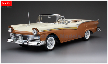 product1:18 | Sunstar 1349 | Ford Fairlane 500 Skyliner Bronze and Colonial White 1957