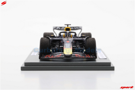 Product 1:43 | Spark S9576 | Oracle Red Bull Racing RB21 Honda 2025 #1 - M.Verstappen