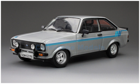Product 1:18 | Sunstar 4637R | Ford Escort Harrier Zilver Metallic and Blue 1980