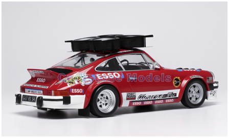 Product 1:18 | IXO-Models 18RMC233X | Porsche 911 SC Gr.4 Rally Support Car | Alm&eacute;ras Fr&egrave;res 1980