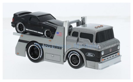 Product 1:64 | Maisto 11532-11556 | Ford C600 Flatbed Grey and Black 1966