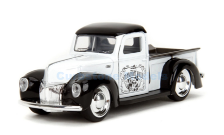 Product 1:43 | Jada 36091 | Ford Pickup White and Black 1941 - M.Mouse