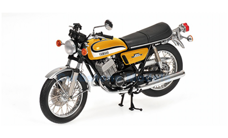 Product 1:12 | Minichamps 122163501 | Yamaha RD 350 Orange 1973