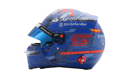 Product 1:5 | Looksmart LSHEL003 | Bell Helmet | Scuderia Ferrari 2024 #55 - C.Sainz
