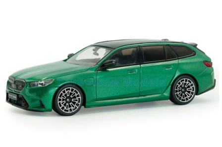 Product 1:43 | Solido S4317503 | BMW M5 Touring (G99) Isle of Man Green 2024