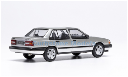 Product 1:43 | IXO-Models CLC631N.22 | Volvo 940 Turbo Zilver 1990