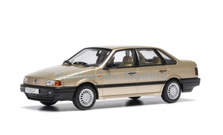 Product 1:43 | IXO-Models CLC634N.22 | Volkswagen Passat CL Gold 1988