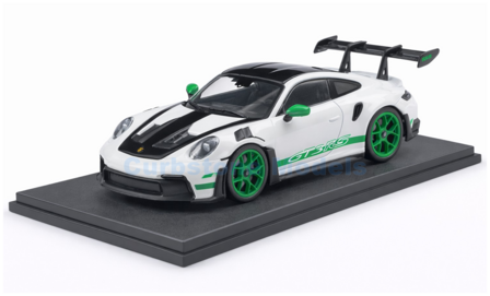 Product 1:43 | Solido S4314801 | Porsche 911 GT3 RS White and Green 2023