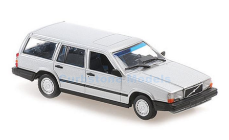 Product 1:43 | Minichamps 940171710 | Volvo 740 break Wit 1986