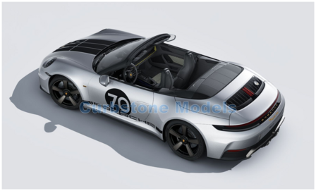 Product 1:18 | Minichamps 155064132 | Porsche 911 Carrera GTS Cabriolet Spirit 70 Black 2025