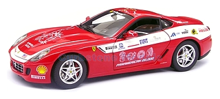 Modelauto 1:18 | Hotwheels L7117 | Ferrari 599 GTB Fiorano Rood 2006