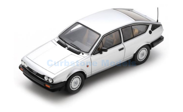 Modelauto 1:43 | Spark S9046 | Alfa Romeo GTV 2.0 Silver 1980
