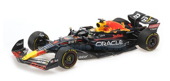 Modelauto 1:18 | Minichamps 110222001 | Red Bull Racing RB18 RBPT 2022 - M.Verstappen