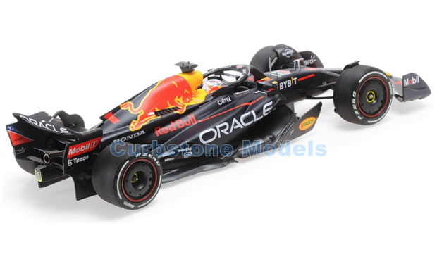 Modelauto 1:18 | Minichamps 110221901 | Oracle Red Bull Racing RB18 RBPT 2022 #1 - M.Verstappen