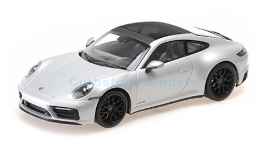 Modelauto 1:18 | Minichamps 155063104 | Porsche 911 Carrera 4 GTS Zilver 2020