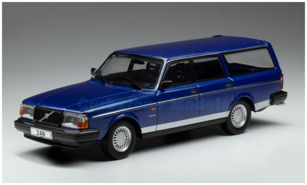 Modelauto 1:43 | IXO-Models CLC324N | Volvo 240 Polar Metallic Blue 1988