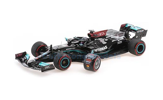 Modelauto 1:18 | Minichamps 110210444 | Mercedes AMG F1 W12 E Performance | Petronas Formula One Team 2021 #44 - L.Hamilton