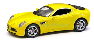 Modelauto 1:43 | M4 Modelcars 7024 | Alfa Romeo 8C Competizione Yellow 2006
